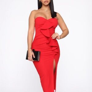 Fashion Nova Strapless Red Dress